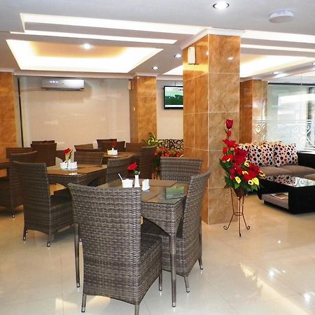 Maranatha Grand Hotel Γιογκιακάρτα Εξωτερικό φωτογραφία