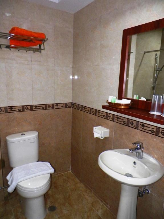 Maranatha Grand Hotel Γιογκιακάρτα Εξωτερικό φωτογραφία